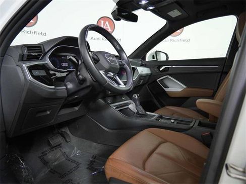 Used 2021 Audi Q3 2.0T Premium w/ Convenience Package image 16