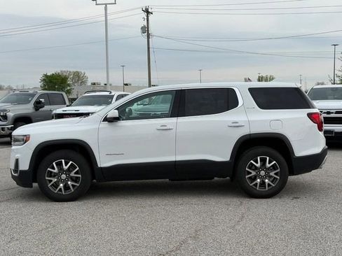 Certified 2023 GMC Acadia SLE FWD image 2