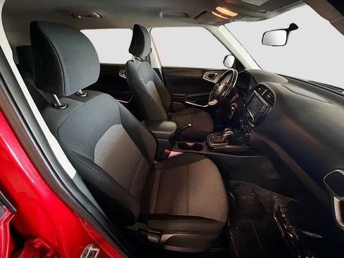Used 2020 Kia Soul X-Line FWD image 28