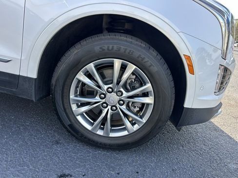 Used 2021 Cadillac XT5 Premium Luxury image 8