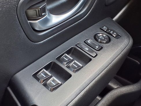 Used 2025 Honda Pilot Elite image 19