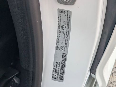Used 2025 Chrysler Pacifica Select FWD image 27