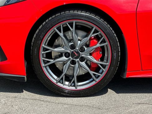 Used 2024 Chevrolet Corvette Stingray Coupe w/ Z51 Performance Package image 30