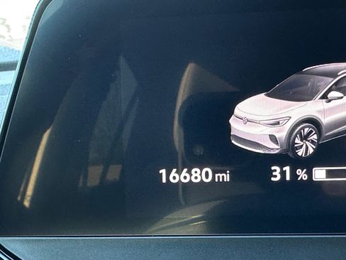 Used 2022 Volkswagen ID.4 Pro image 22