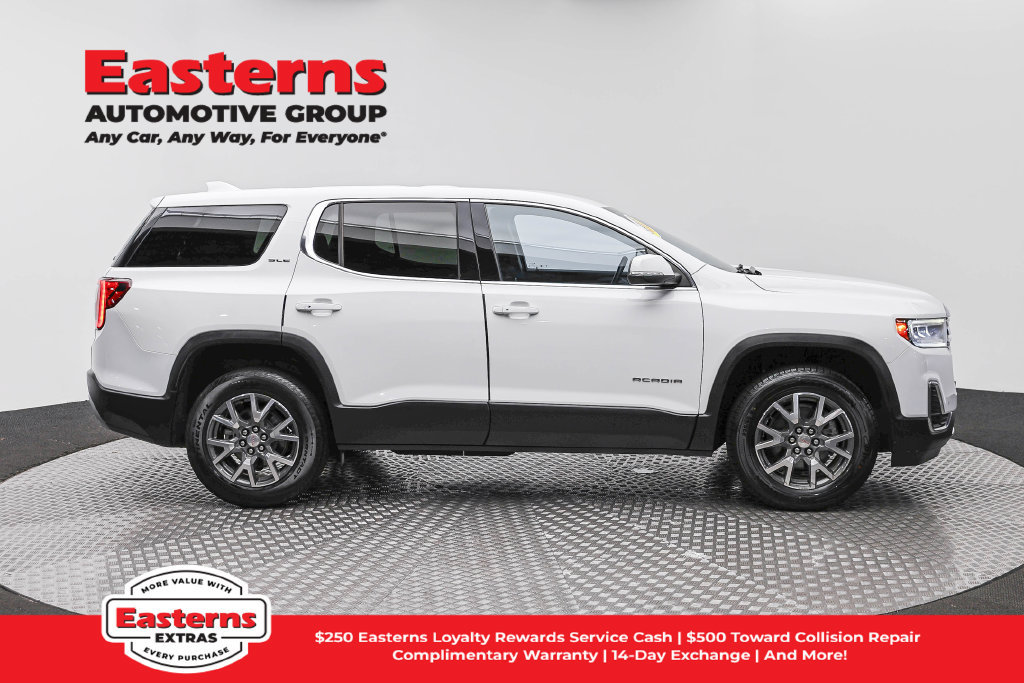 Used 2023 GMC Acadia SLE FWD image 5