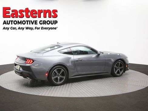 Used 2025 Ford Mustang Coupe RWD image 39