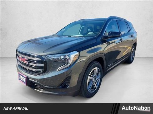 Used 2021 GMC Terrain SLT w/ LPO, Dark Accent Package image 1