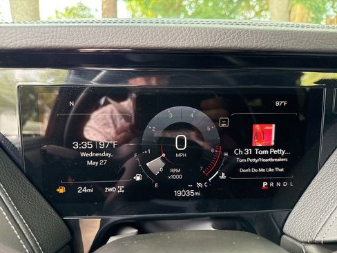 Used 2025 GMC Yukon Denali AWD/4WD image 67