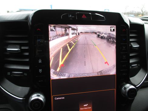 Used 2025 RAM 1500 Big Horn image 18