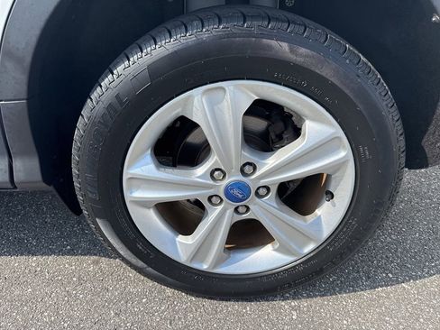 Used 2013 Ford Escape SE image 9