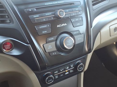 Used 2015 Acura ILX w/ Premium Package image 18