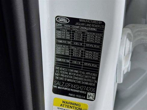 Used 2025 Land Rover Range Rover Evoque S image 30