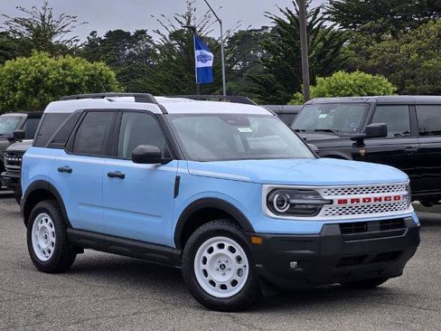 New 2026 Ford Bronco Sport Heritage w/ Convenience Package AWD/4WD image 1