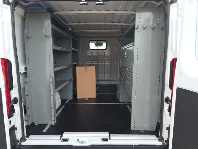 Used 2025 RAM ProMaster 2500 w/ Safety Group FWD image 8