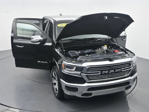 Used 2022 RAM 1500 Laramie AWD/4WD image 47