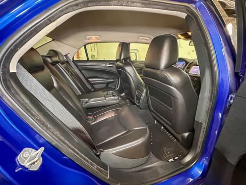 Used 2019 Chrysler 300 Touring L w/ Quick Order Package 22F AWD/4WD image 26
