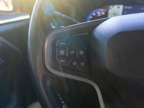 Used 2023 Ford Bronco Wildtrak image 20