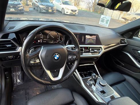 Used 2020 BMW 330i xDrive Sedan w/ Driving Assistance Package image 21
