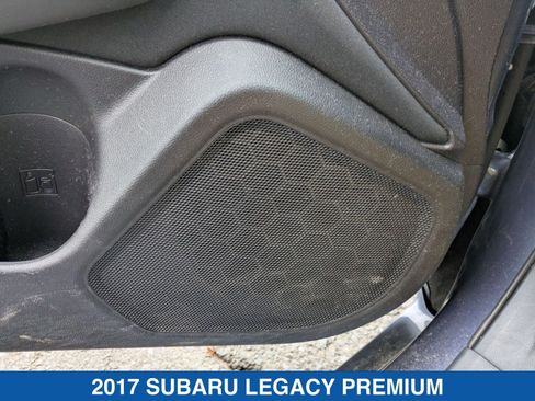 Used 2017 Subaru Legacy 2.5i Premium image 14