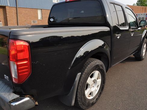 Used 2005 Nissan Frontier SE w/ (P01) Power Pkg image 9