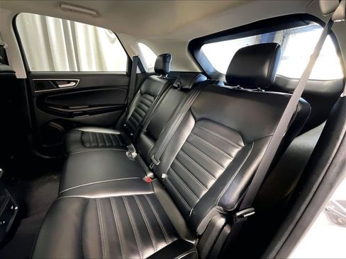 Used 2022 Ford Edge SEL w/ Convenience Package AWD/4WD image 15