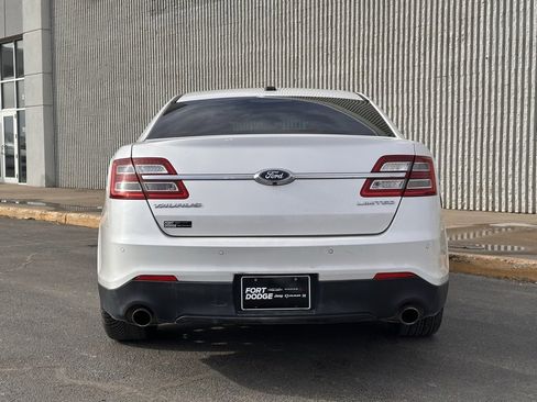 Used 2013 Ford Taurus Limited image 4