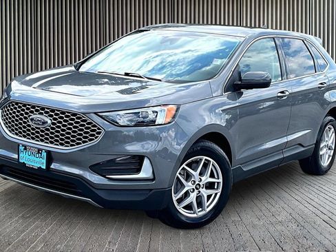 Used 2023 Ford Edge SEL AWD/4WD image 13
