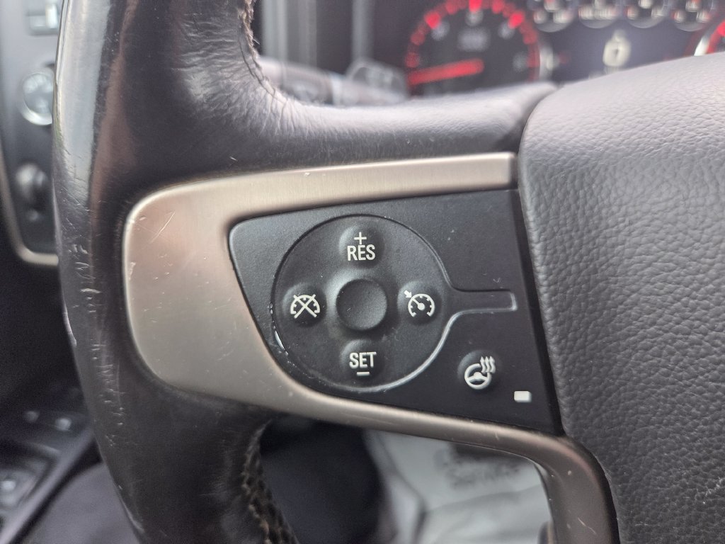 Used 2016 GMC Sierra 2500 Denali w/ Suspension Package, Off-Road AWD/4WD image 12