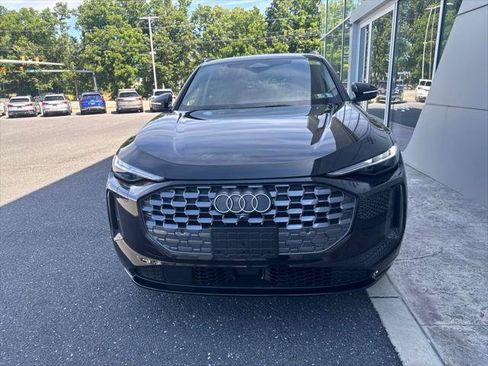 Used 2025 Audi Q5 Premium Plus w/ Premium Plus AWD/4WD image 17