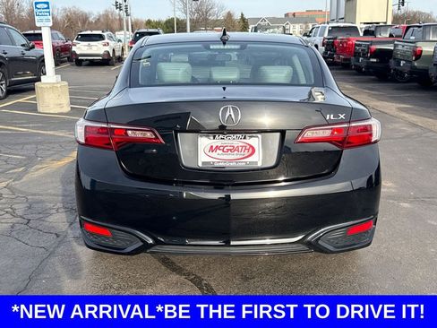 Used 2018 Acura ILX Base image 10
