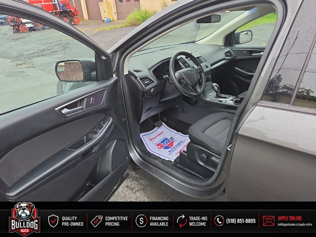 Used 2018 Ford Edge SE AWD/4WD image 8