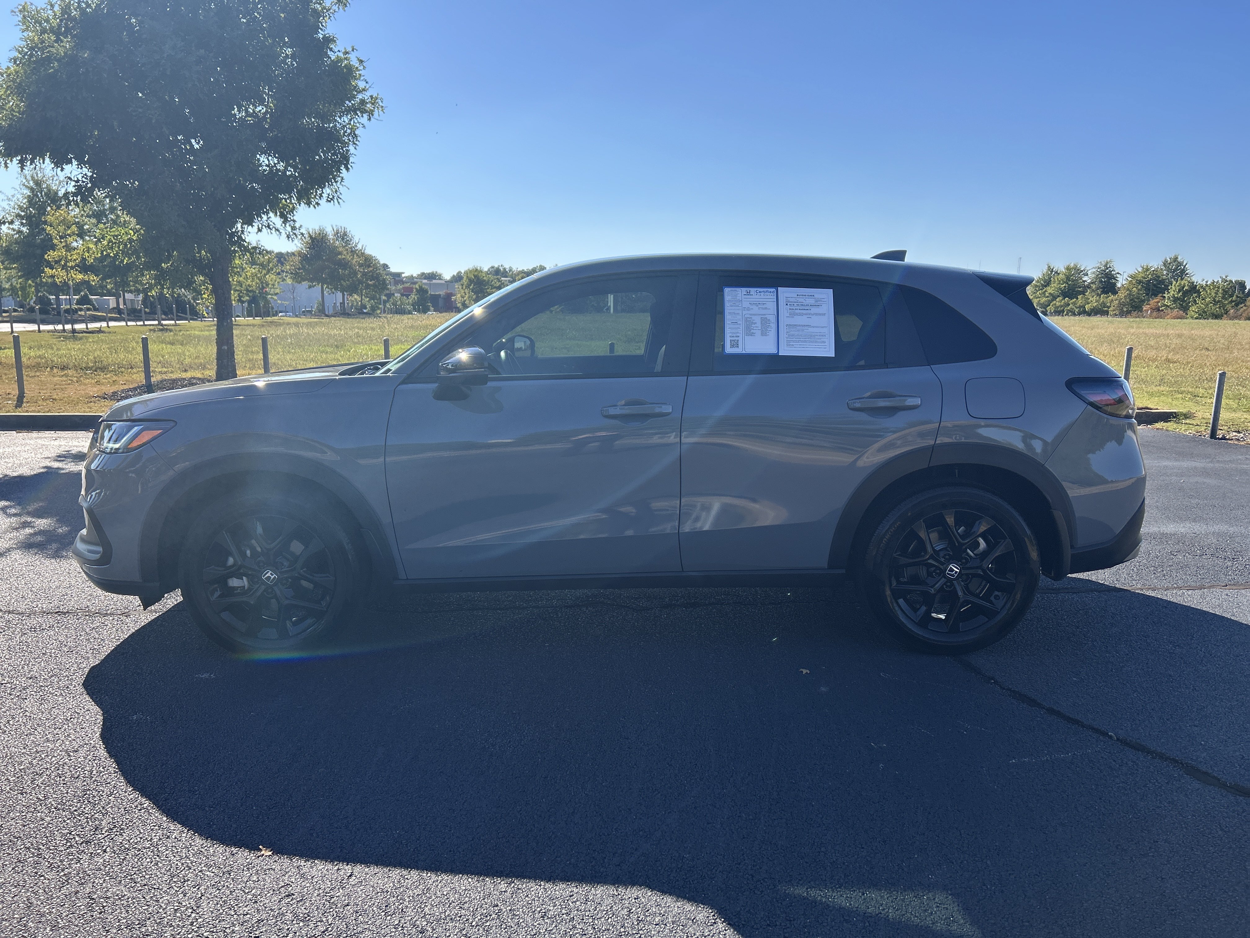 Certified 2025 Honda HR-V Sport image 6