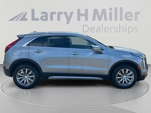 Used 2023 Cadillac XT4 Premium Luxury AWD/4WD image 7