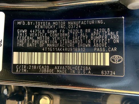 Used 2024 Toyota Camry SE image 35