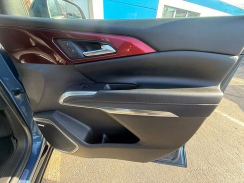 Used 2025 Chevrolet Traverse RS w/ LPO, Floor Liner Package image 21