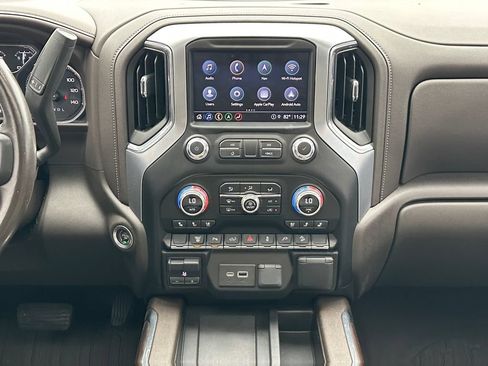 Used 2023 GMC Sierra 2500 SLT w/ SLT Premium Package AWD/4WD image 11