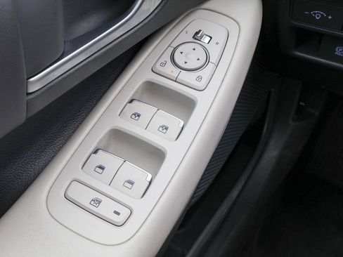 Used 2025 Hyundai Sonata SEL FWD image 17