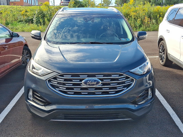 Used 2019 Ford Edge SEL w/ Equipment Group 201A AWD/4WD image 2