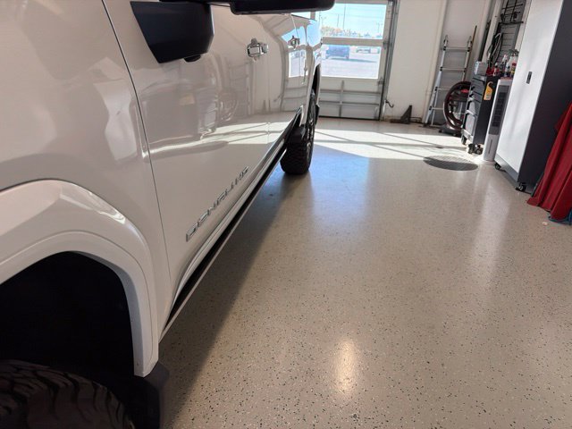 Used 2025 GMC Sierra 2500 Denali Ultimate w/ LPO, GMC Protection Package AWD/4WD image 7