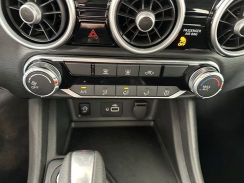 Used 2024 Nissan Sentra S FWD image 23