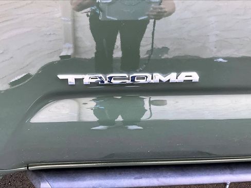 Certified 2022 Toyota Tacoma TRD Sport w/ Technology Package RWD image 28