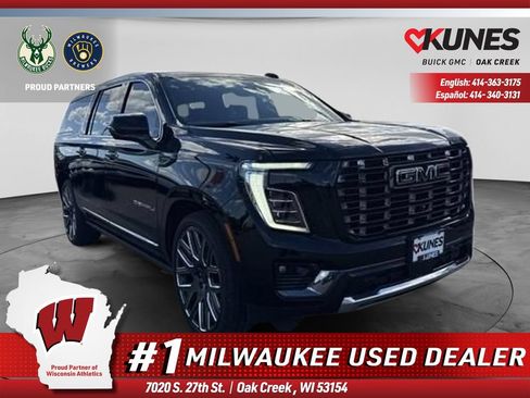 Used 2026 GMC Yukon XL Denali Ultimate w/ LPO, Floor Liner Package AWD/4WD image 1