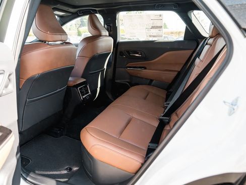 New 2026 Toyota Crown Signia AWD/4WD image 28