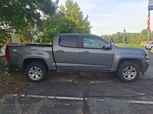 Used 2022 Chevrolet Colorado LT w/ LT Convenience Package RWD image 8