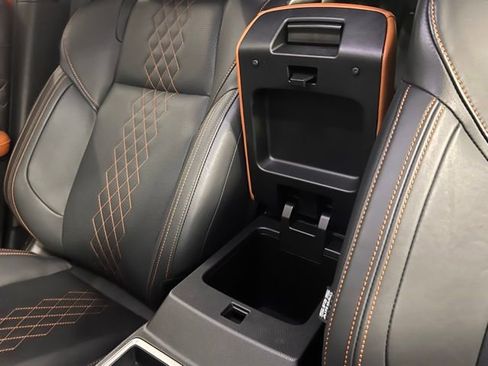 Used 2024 Mitsubishi Outlander SEL image 35