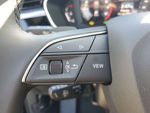 New 2025 Audi Q3 2.0T Premium image 25