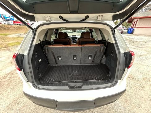 Used 2020 Subaru Ascent Touring image 10