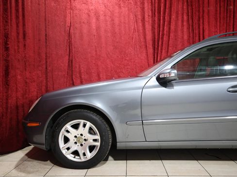 Used 2005 Mercedes-Benz E 320 Wagon image 5