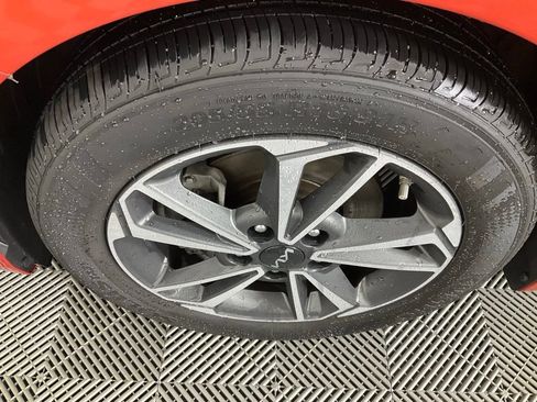 Used 2023 Kia Forte LXS image 8