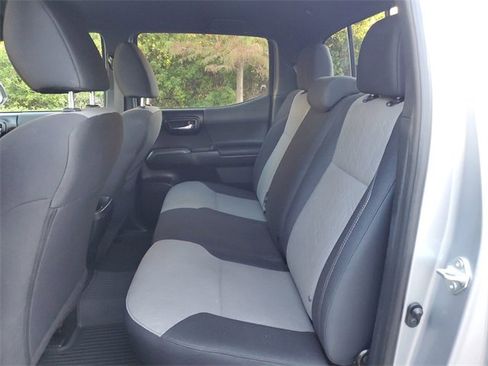 Used 2021 Toyota Tacoma TRD Off-Road image 28